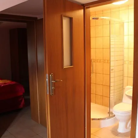 Guest house Longinus 2*