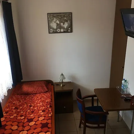 Longinus Guest house Warsaw