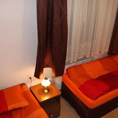 Guest house Longinus 2*